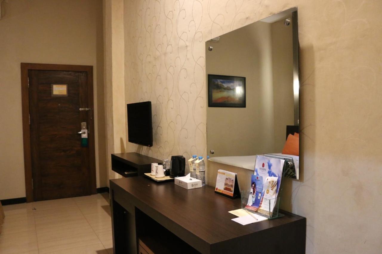 Hotel Roditha Banjarbaru Banjarmasin  Exteriör bild