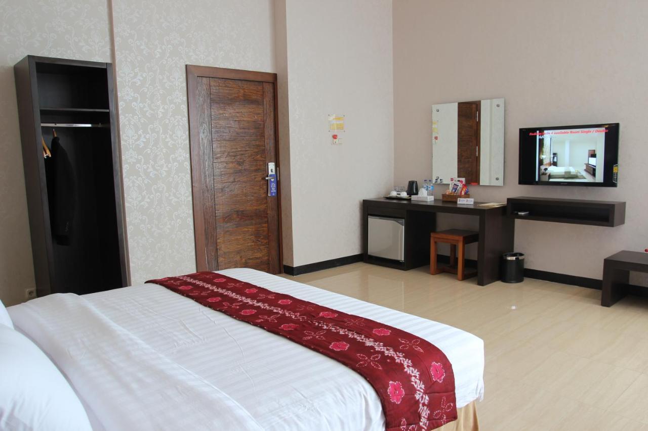 Hotel Roditha Banjarbaru Banjarmasin  Rum bild