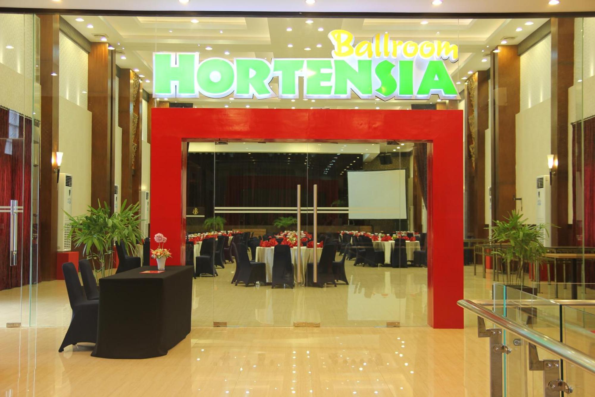 Hotel Roditha Banjarbaru Banjarmasin  Exteriör bild