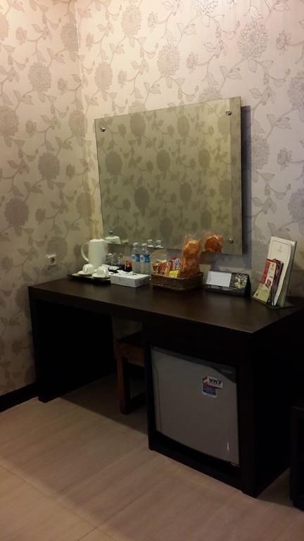 Hotel Roditha Banjarbaru Banjarmasin  Exteriör bild